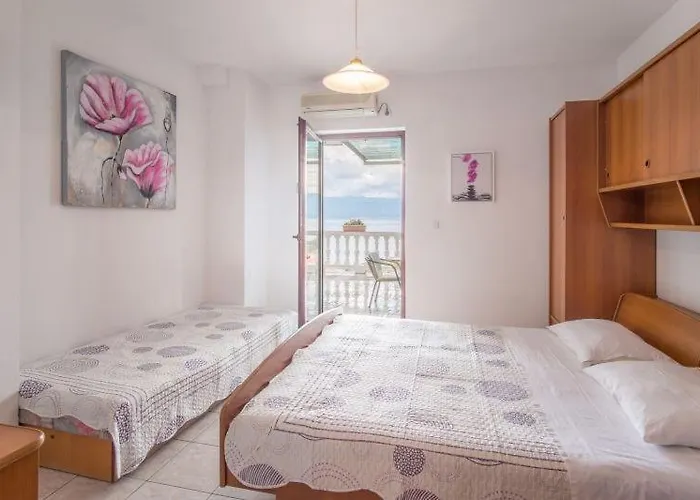 With Private Pool And Beautiful Sea View - By Traveler Tourist Agency Krk - Id 2106 Vrbnik (Primorje-Gorski Kotar)