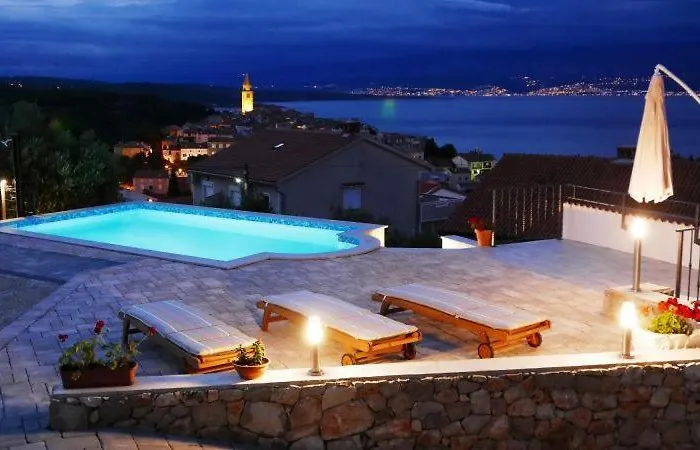 With Private Pool And Beautiful Sea View - By Traveler Tourist Agency Krk - Id 2106 Vrbnik (Primorje-Gorski Kotar)
