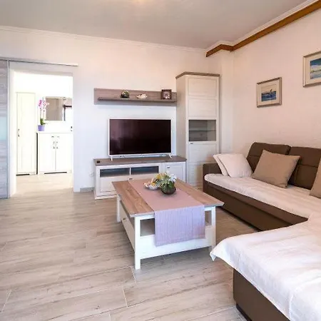Apartment With Private Pool And Beautiful Sea View - By Traveler Tourist Agency Krk - Id 2106 *