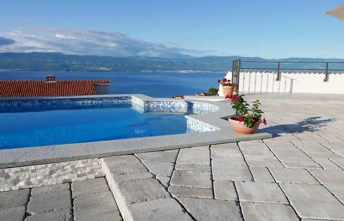 With Private Pool And Beautiful Sea View - By Traveler Tourist Agency Krk - Id 2106 Vrbnik (Primorje-Gorski Kotar)