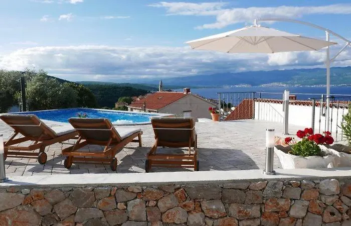 Lejlighed With Private Pool And Beautiful Sea View - By Traveler Tourist Agency Krk - Id 2106 *