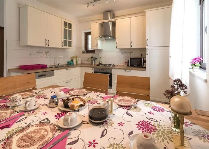 With Private Pool And Beautiful Sea View - By Traveler Tourist Agency Krk - Id 2106 Lejlighed *