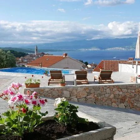 With Private Pool And Beautiful Sea View - By Traveler Tourist Agency Krk - Id 2106 Apartament